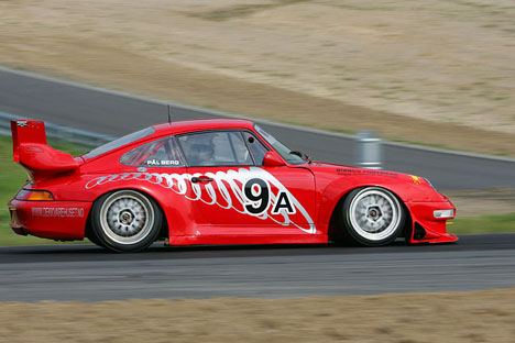 Pål Berg, Porsche 993 GT2 - han måtte nøjes med det halve: 2-hjulstræk og 340 hk. Det kunne forståeligt nok ses på farten. (Foto: Anders Molin)